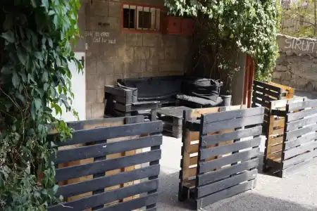Zebra Hostel & Tours - 1