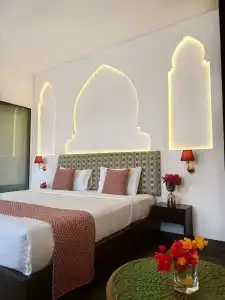 Atulyaa Taj - 95