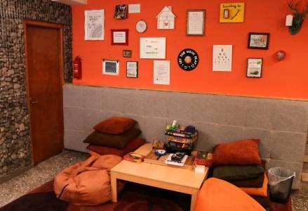 Envoy Hostel & Tours - 9