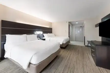 Holiday Inn Express Columbus Downtown by IHG - 3