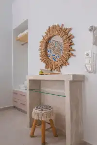Gizis Cliffside Suites - 49