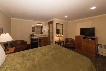 The Maxwell Inn - 15