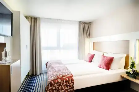Best Western Plus Welcome - 95