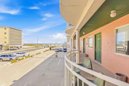 Coliseum Ocean Resort - 68