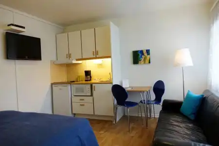 Castle House Luxury Apartments - 9