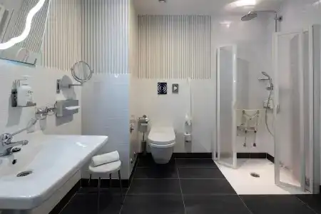 Best Western Premier CHC Airport - 60