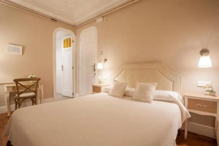 Hi Valencia Boutique - 32