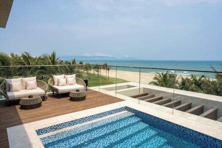 Shilla Monogram Danang - 213