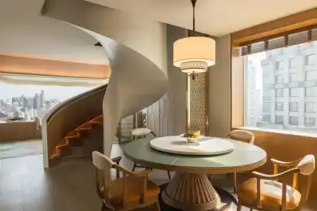 Dusit Thani Bangkok - 16