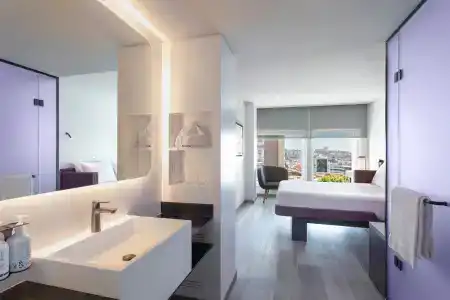 Yotel - 4