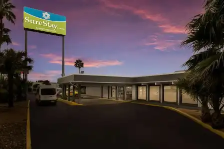 SureStay by Best Western Laredo - 25