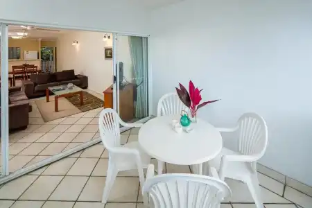 City Terraces Cairns - 55