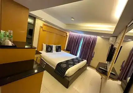 UPARs Sukhumvit 11 Nana - 93