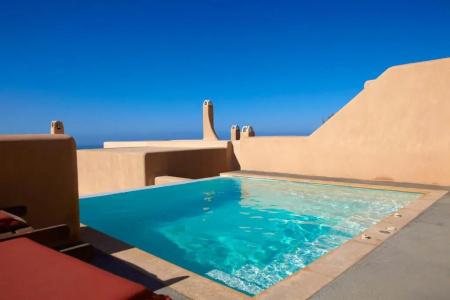 Voreina Gallery Suites - 69