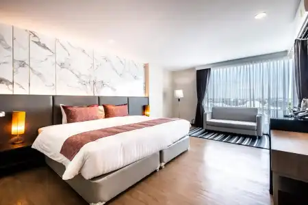 Sinsuvarn Airport Suite - 1
