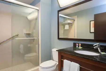 Hyatt Place Des Moines/Downtown - 15