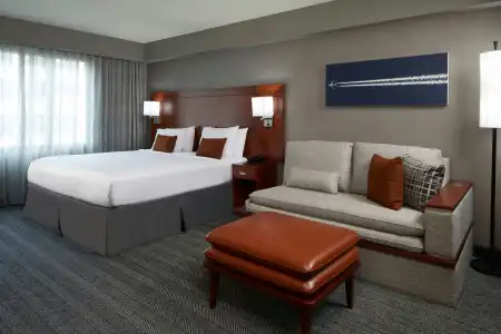 Courtyard by Marriott Los Angeles LAX/Century Boulevard - 5