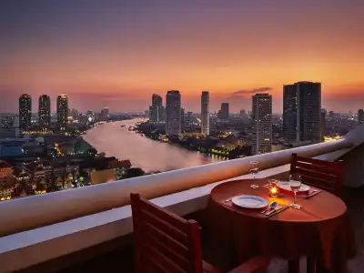 Centre Point Plus Silom - 25