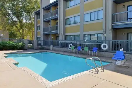 Americas Best Value Inn & Suites Extended Stay Tulsa - 7