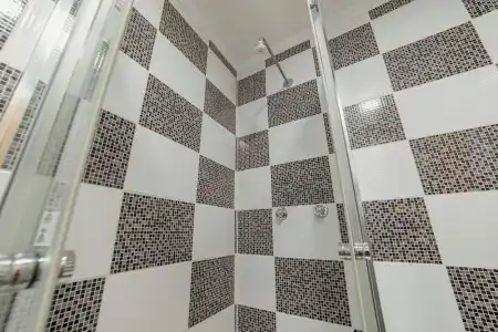 DownTown Guest House - 128
