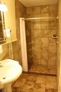Senator Inn & Spa - 8