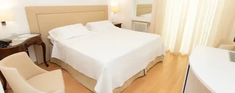 Universal Terme - 50
