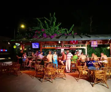 Oasis Otel - 19