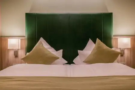 Best Western Plus Regence - 6