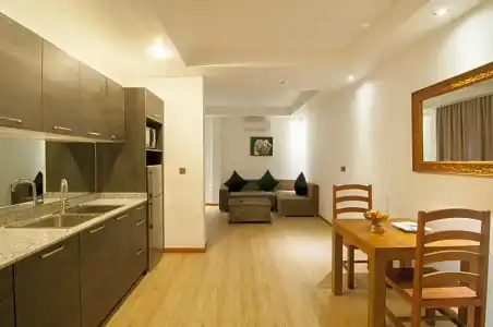 La Rose Suites - 165