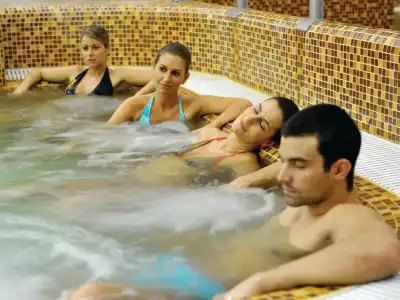 Velence Resort & Spa - - Spa -Restaurant - 17