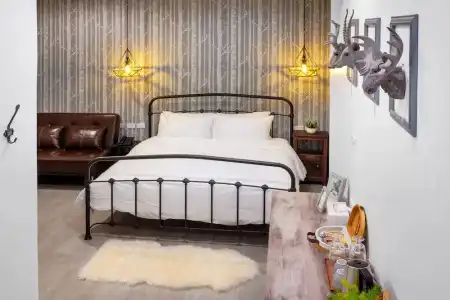 Hide and Seek Boutique Hometel - 108