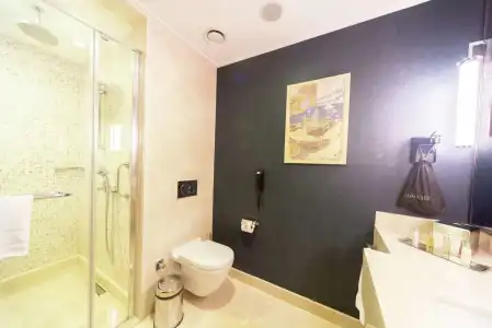 DoubleTree by Hilton Istanbul Topkapi - 8