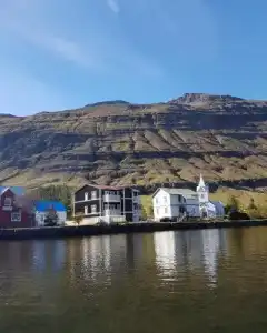 Við Lónið Guesthouse - 21