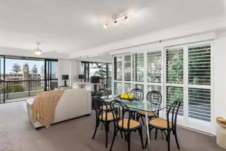 Gemini Court Holiday Apartments - 431