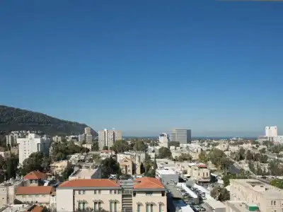Golden Crown Haifa - 11