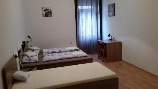 Omega Guesthouse Budapest - 31
