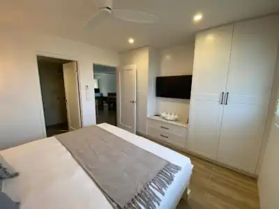 Bay Royal Apartments - 164