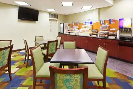 Holiday Inn Express Blowing Rock South by IHG - 19