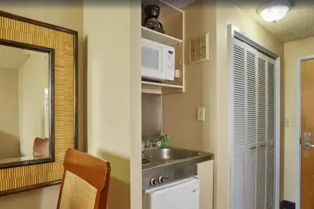 Ewa Waikiki - 22