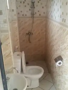 Raha Leo Inn - 9