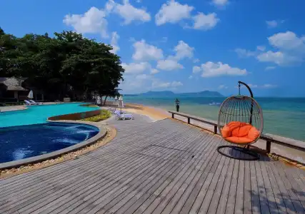 Sunset Park Resort and Spa by SWR - 15