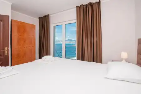 Open Sea Luxury Apartments - 43