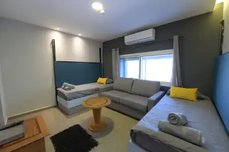 Amdar & Hostel - 17