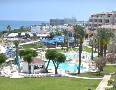 MyroAndrou Beach Apartments - 1