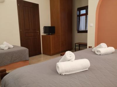 Amerisa Suites & Villa - 2