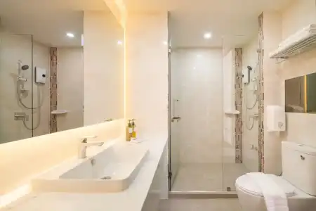 Samyan Serene - 56