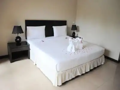Thong Takian Resort - 2