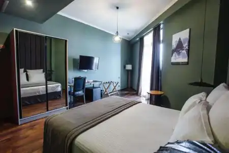 Best Western Plus - 7