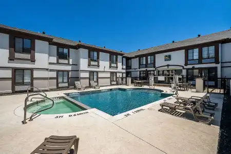 Quality Inn & Suites Irving DFW Airport South - 13