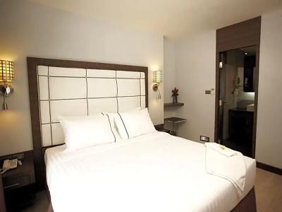 Sukhumvit Suites - 106